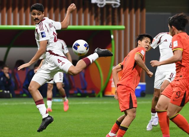 （体育）（36）足球——U20亚洲杯：中国队胜卡塔尔队XxjpseC007010_20250213_PEPFN0A001.jpg