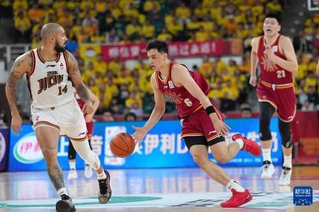 世界赛官网-CBA常规赛:山西汾酒胜吉林长白山恩都里