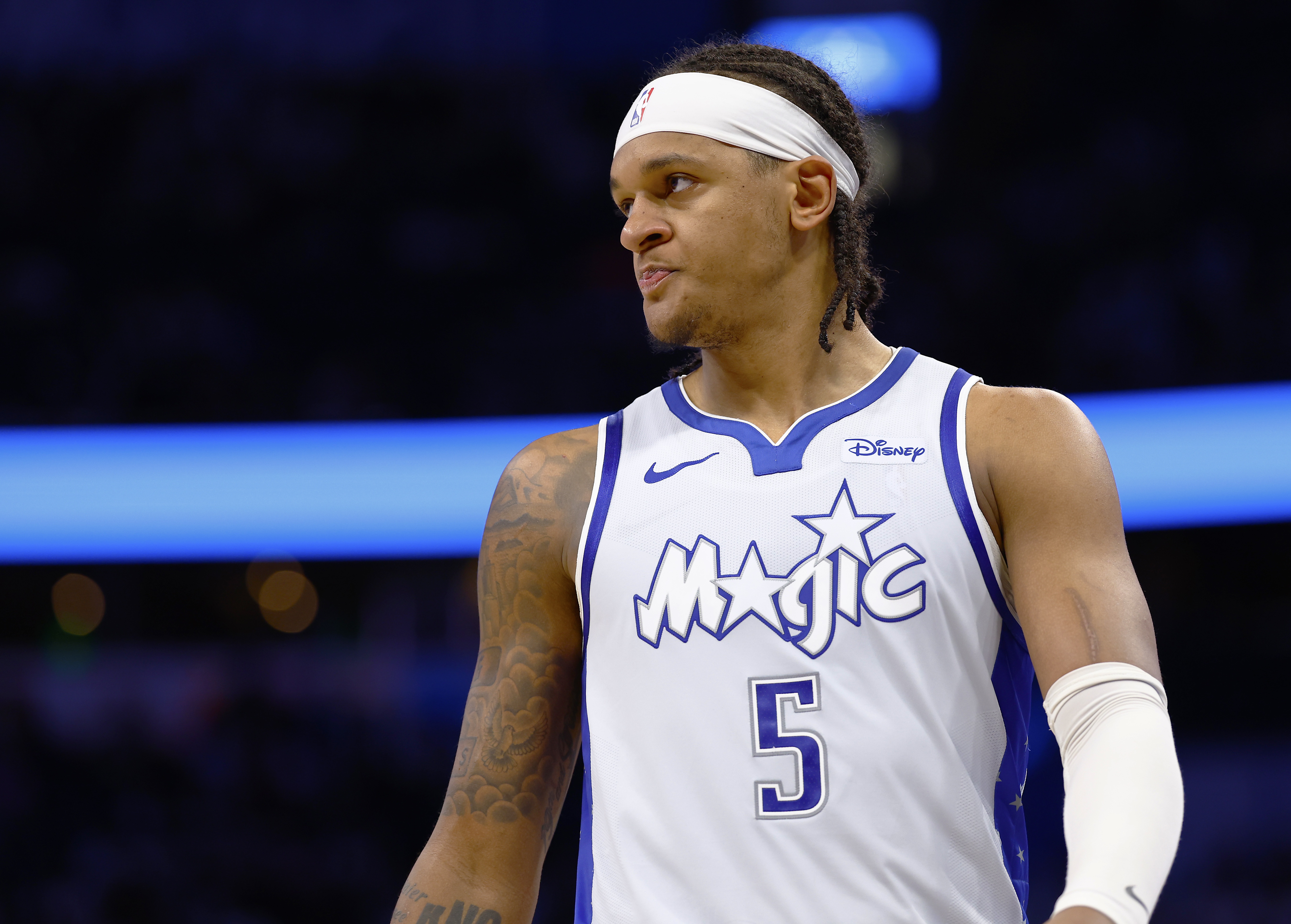 班凯罗:享受狄龙带来的身体对抗 但这也是我们的比赛方式